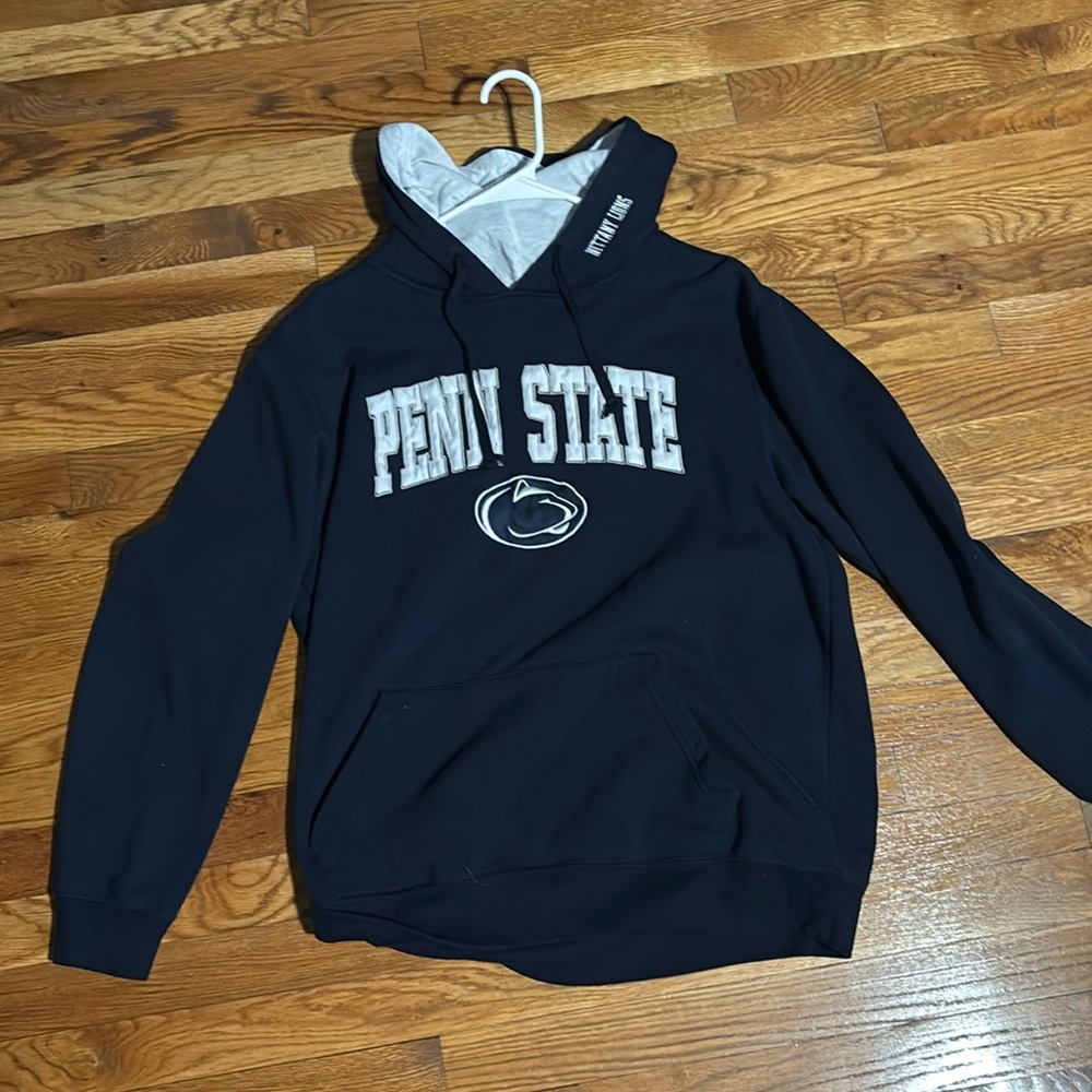 Penn State University Men’s Large Colosseum Hooded Sweatshirt
